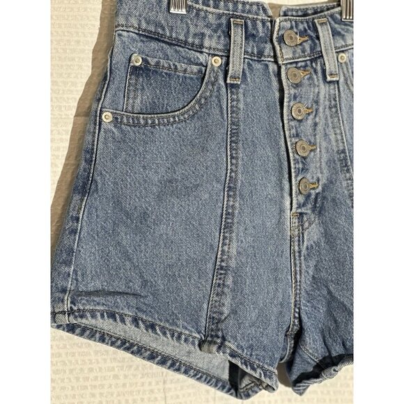Levi Notched High Waisted Mom Shorts Size 24 Medium Wash Button Fly 100% Cotton - Picture 4 of 10